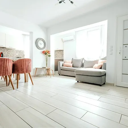 Apartman Design Efharis Néa Péramos